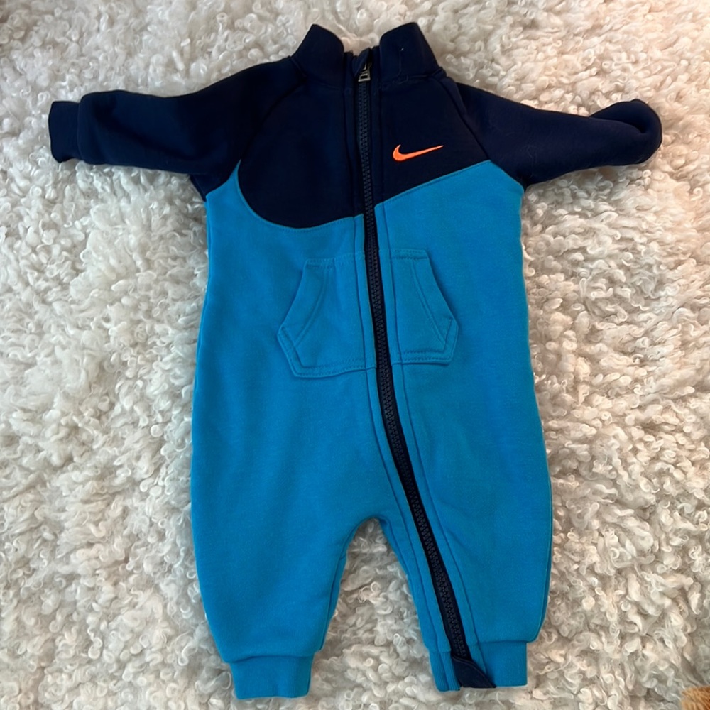 Baby Nike Outfit 3M